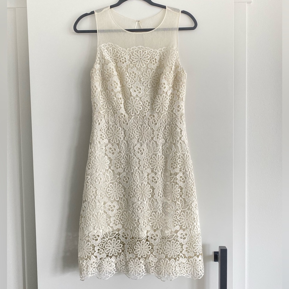Julia Jordan Floral Lace Dress